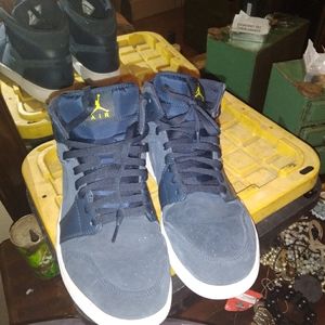 Jordan retro 1 blue suede size 12